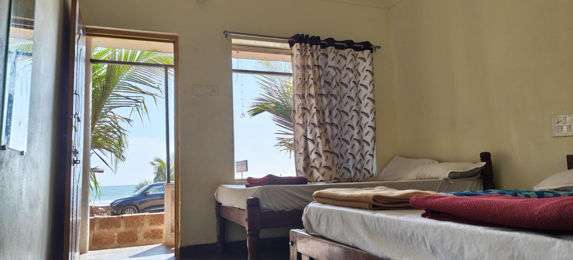 Gokarna Govekar Sea Facing Rooms Exterior photo
